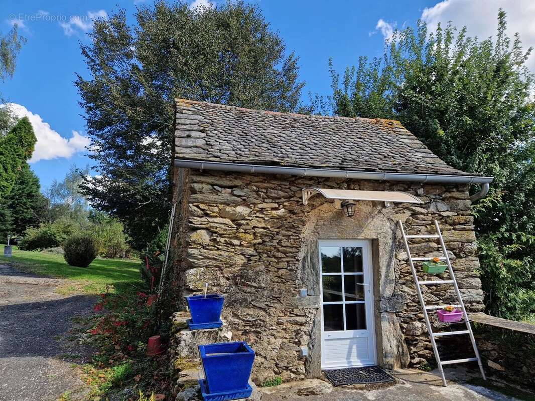 Maison à RIEUPEYROUX