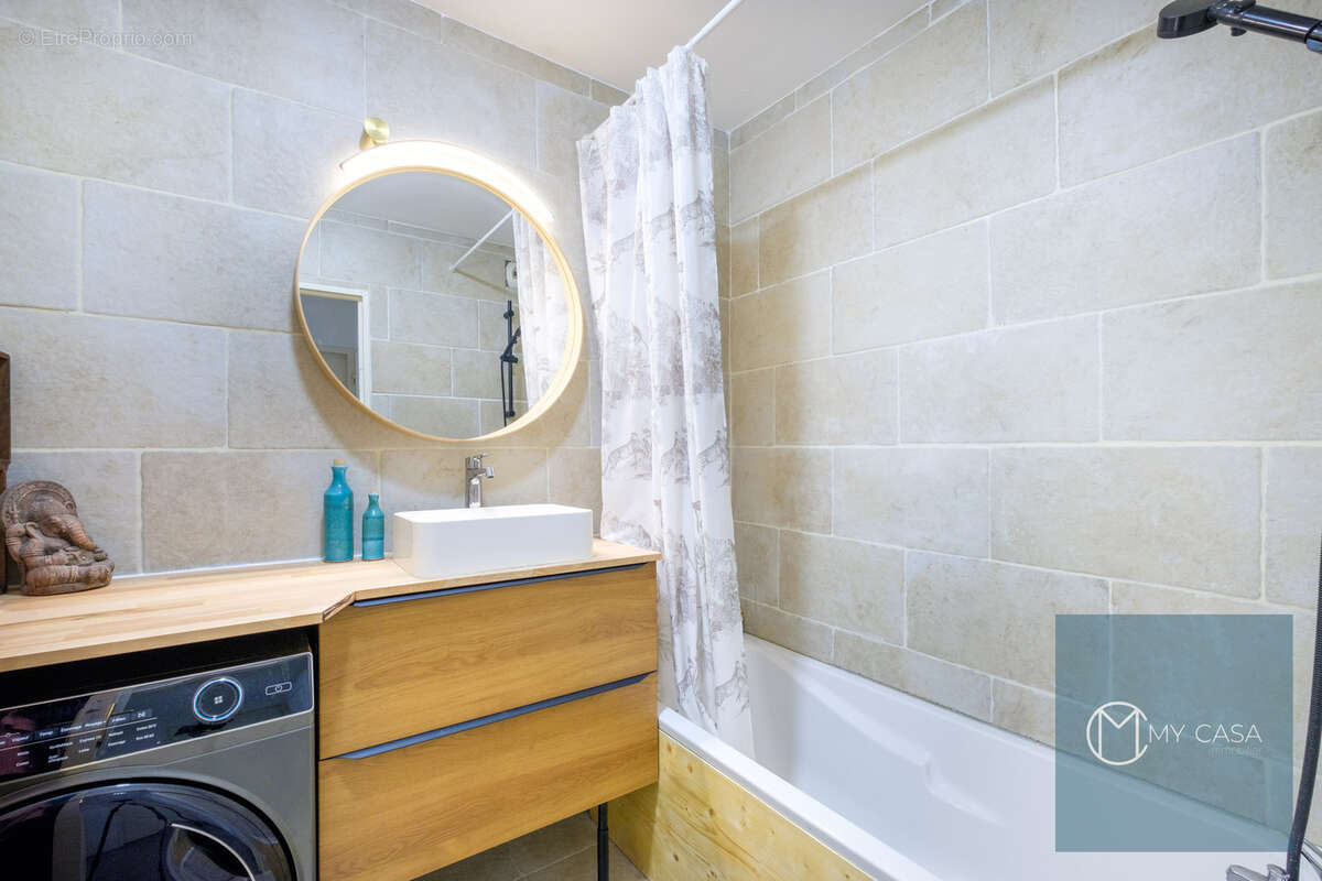 Appartement à LYON-9E