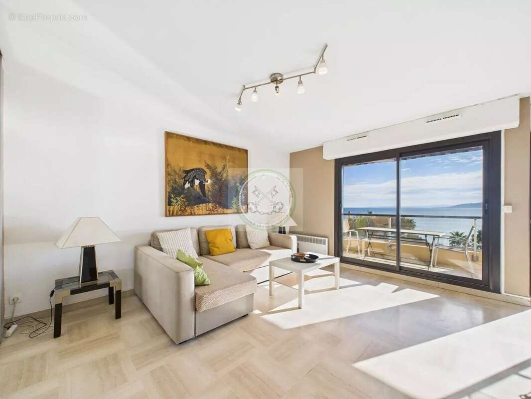 Appartement à SAINT-RAPHAEL