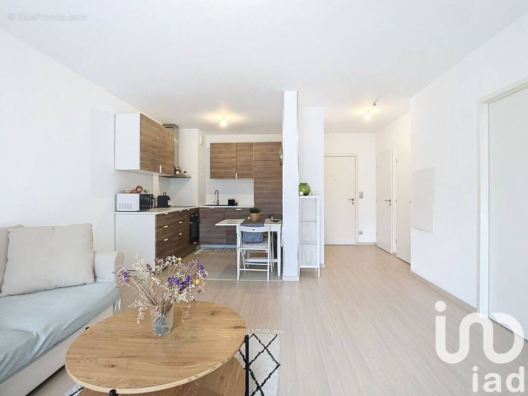 Photo 1 - Appartement à MARSEILLE-8E