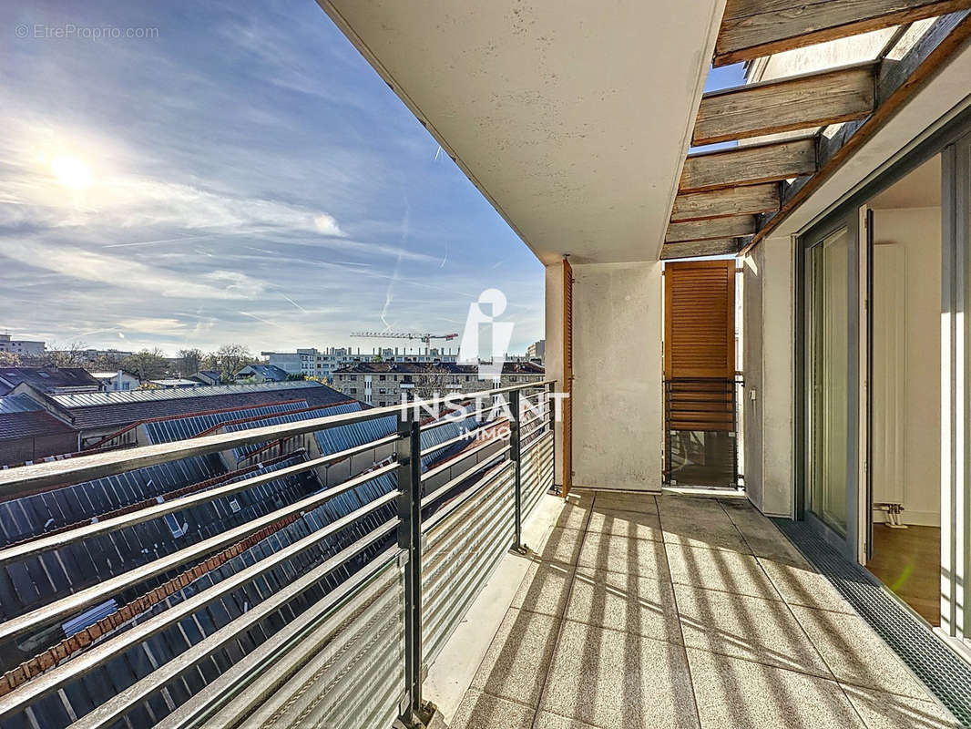 Appartement à MAISONS-ALFORT
