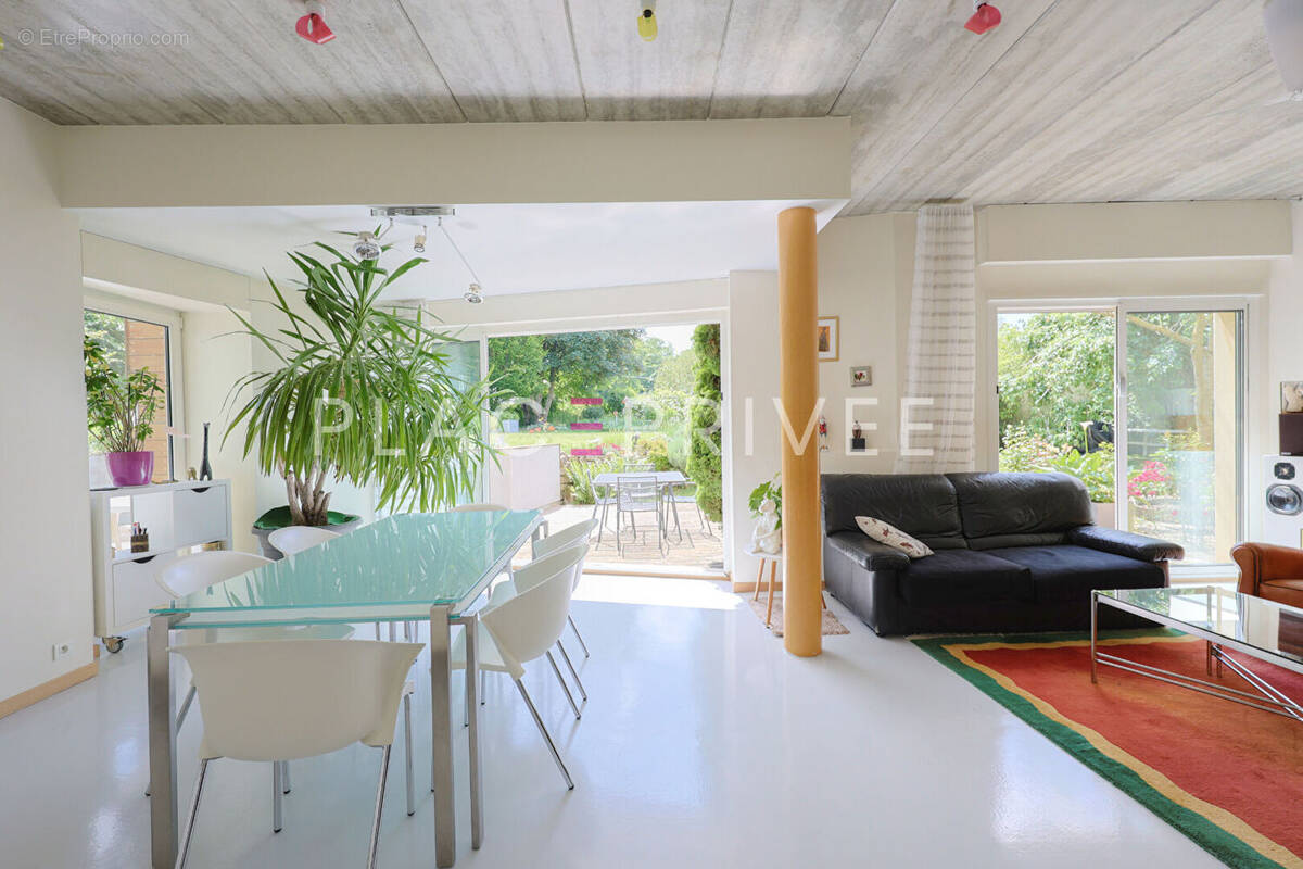 Maison à FLEVILLE-DEVANT-NANCY