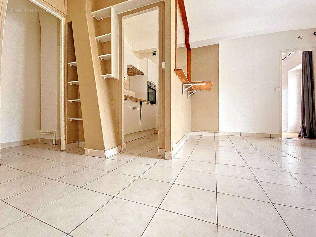 Appartement à EPERNON