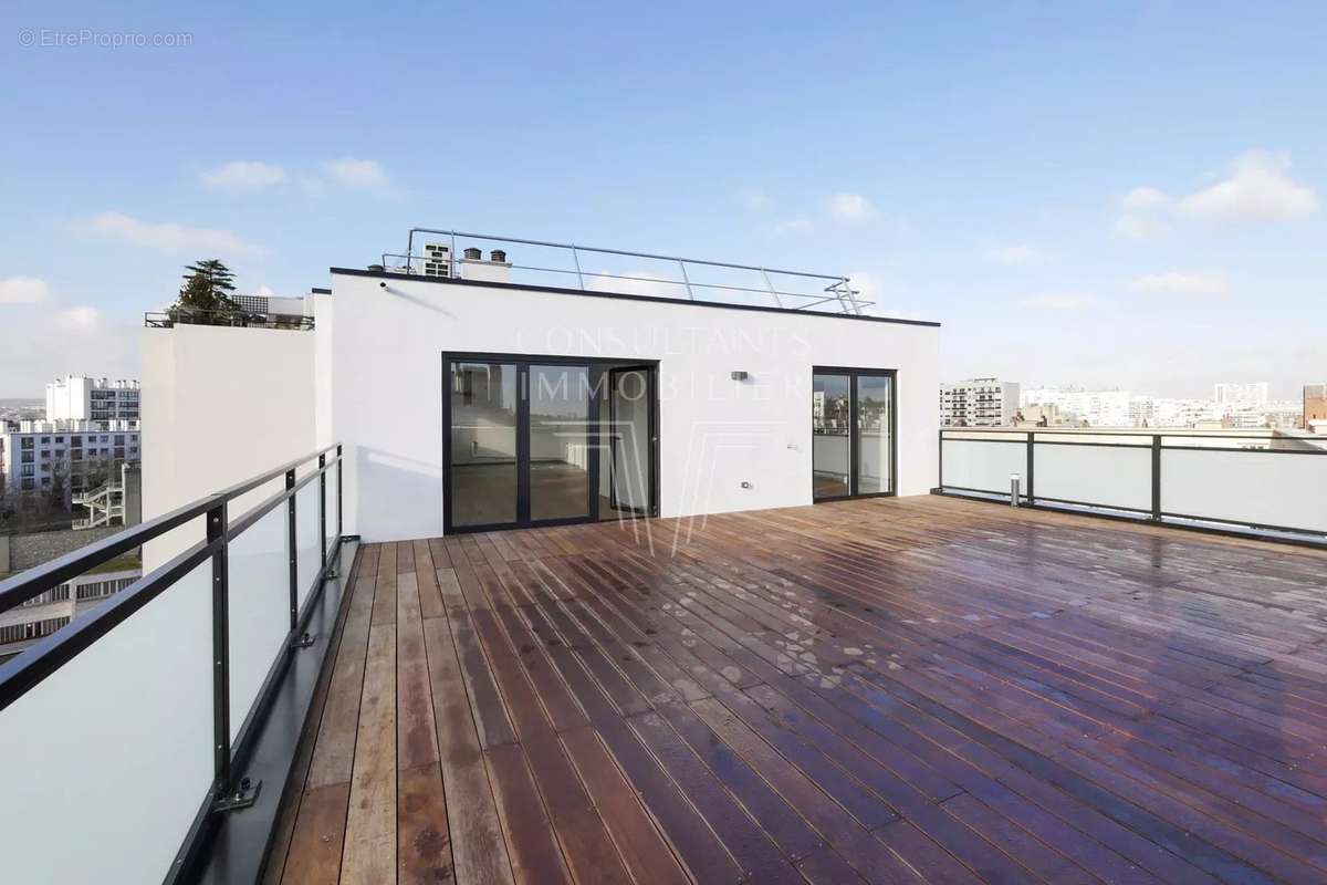 Appartement à PARIS-15E