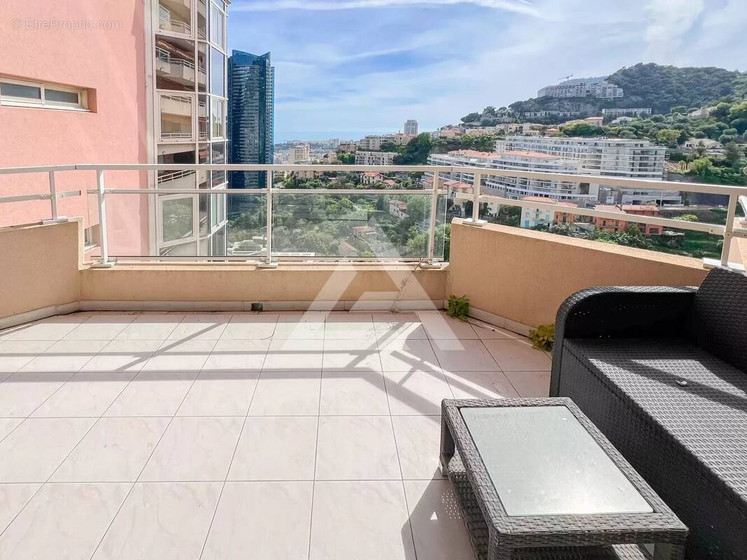 Appartement à BEAUSOLEIL