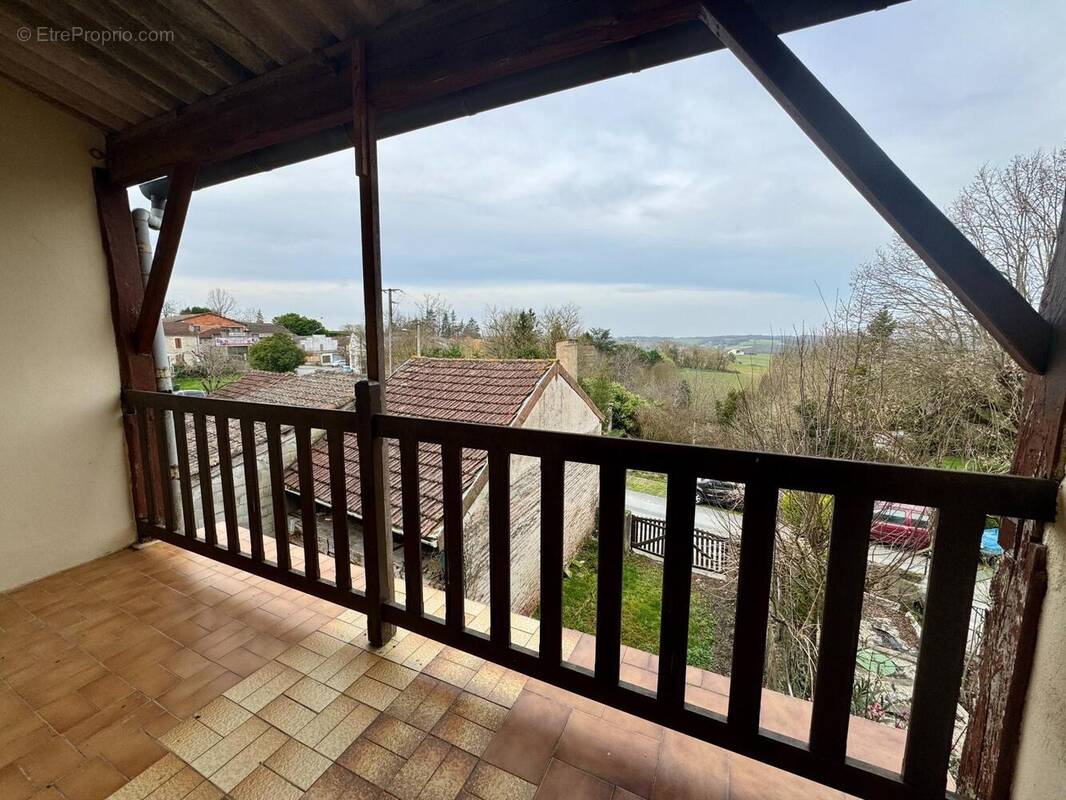 Photo 1 - Maison à MONBAHUS