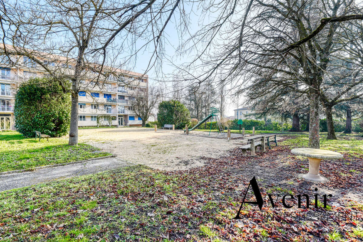 Appartement à CRAPONNE
