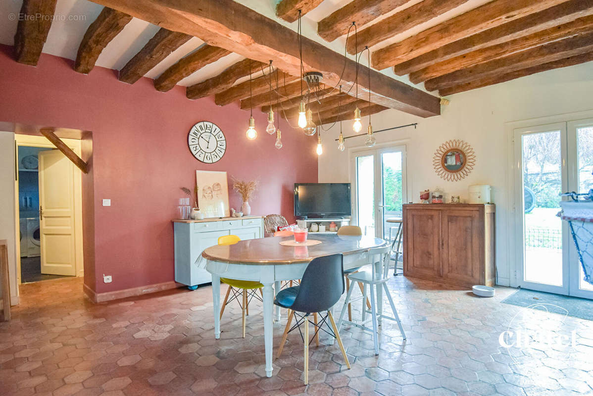 Maison à LA CHAPELLE-EN-SERVAL