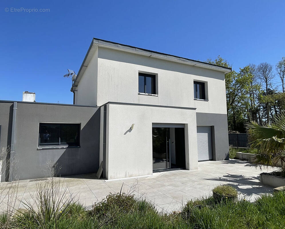 Maison à PLUGUFFAN