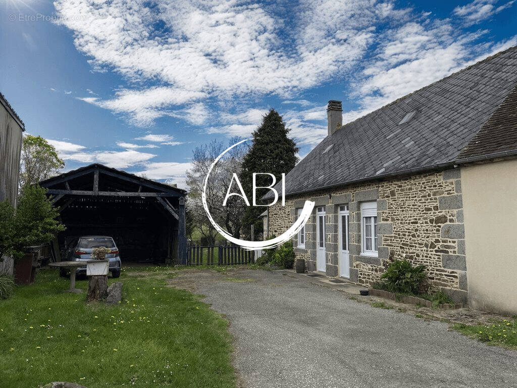 Maison à LA CHAPELLE-D&#039;ANDAINE