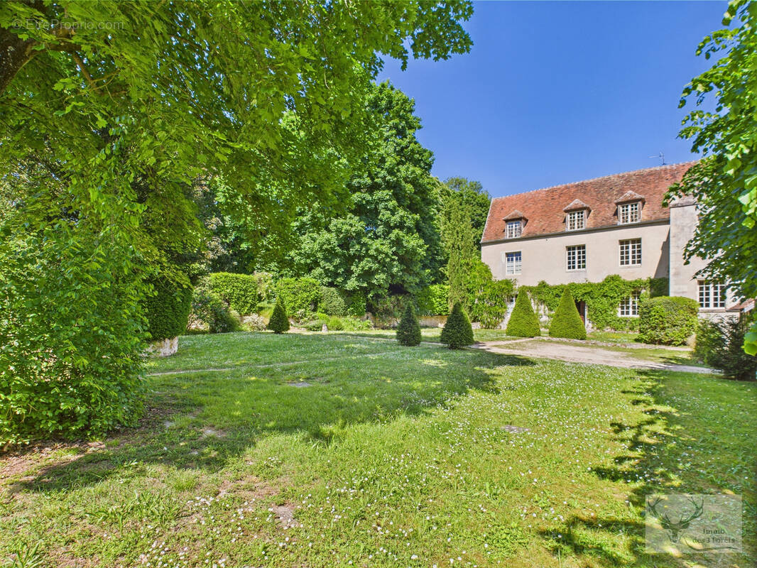 Maison à COURTEUIL