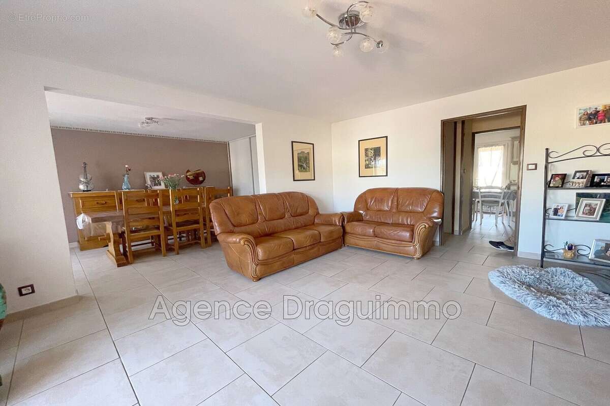 Appartement à DRAGUIGNAN