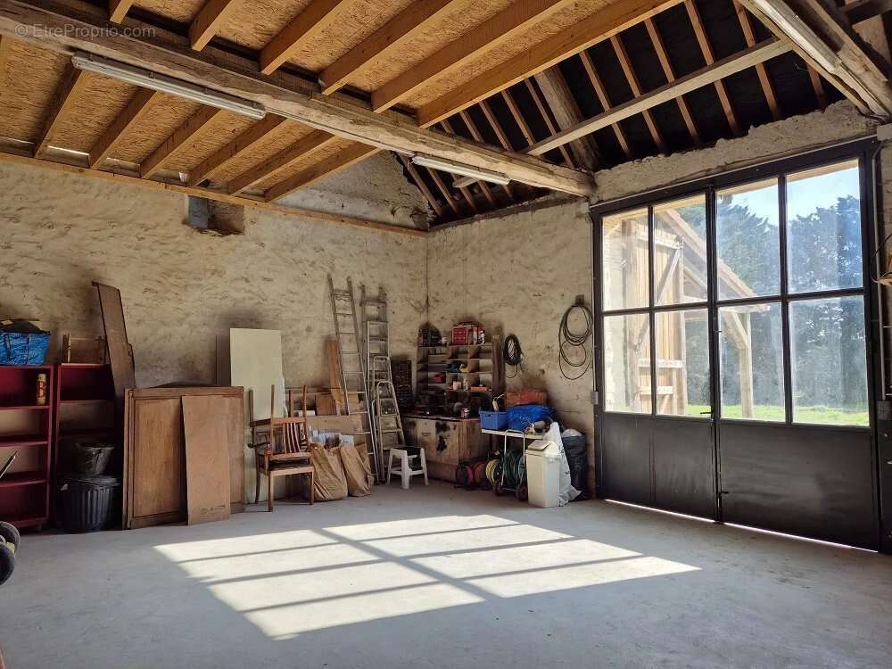 Maison à BELLEGARDE
