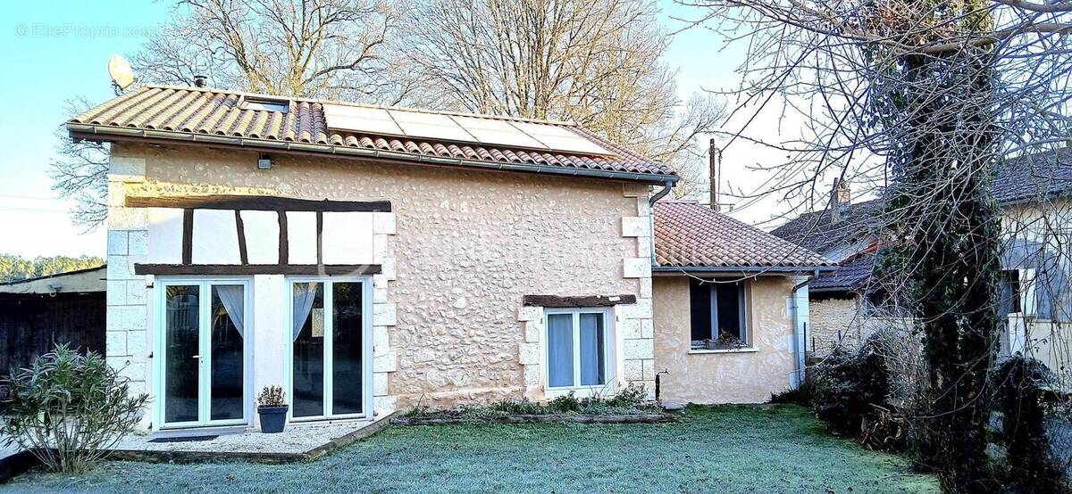 Maison à BEAURONNE