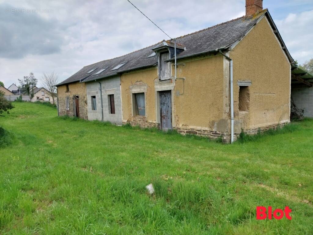 Maison à BREAL-SOUS-MONTFORT