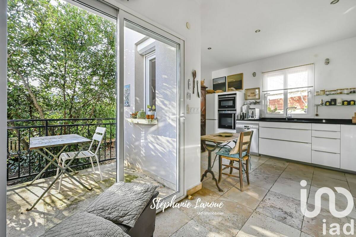 Photo 1 - Maison à SAINT-MAUR-DES-FOSSES