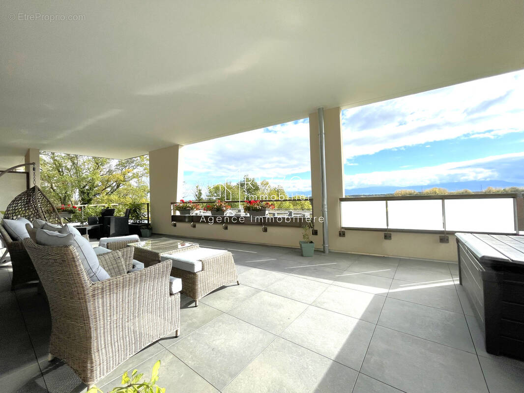 Appartement à DIVONNE-LES-BAINS