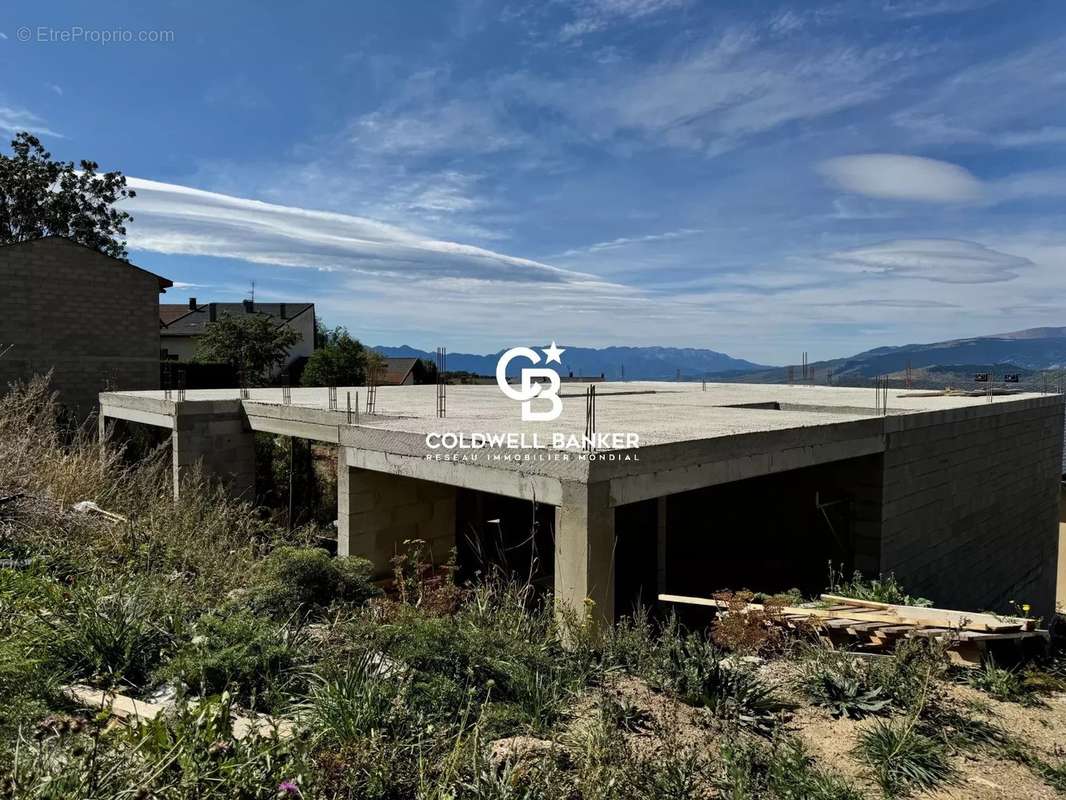 Maison à FONT-ROMEU-ODEILLO-VIA