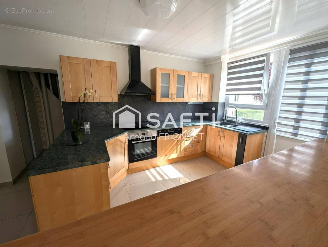 Photo 1 - Maison à LE PLESSIS-GRAMMOIRE