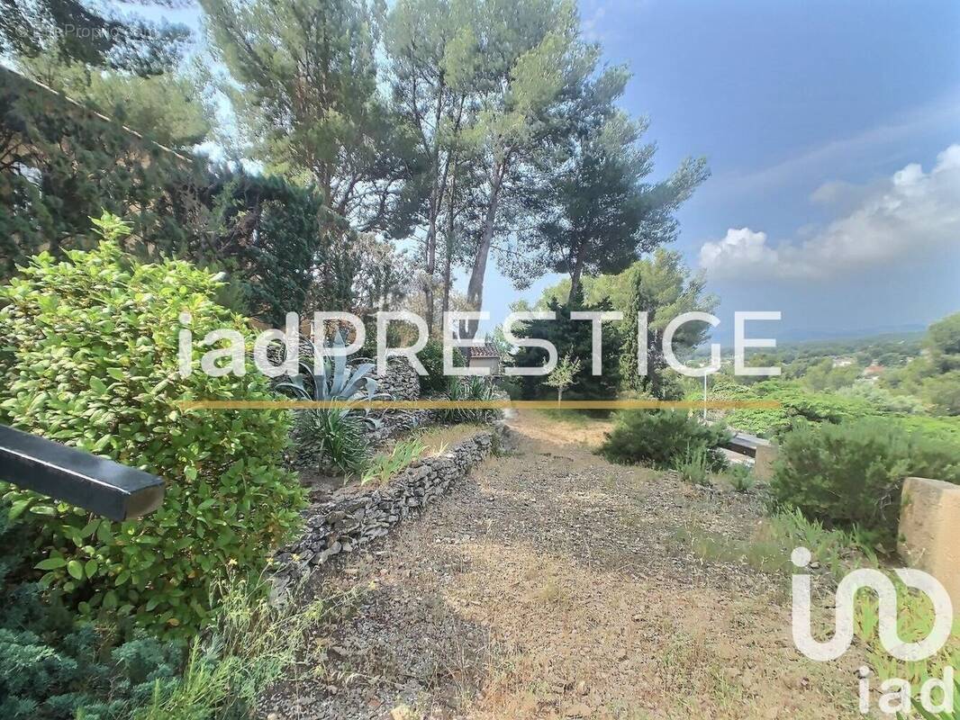 Photo 1 - Maison à CEYRESTE