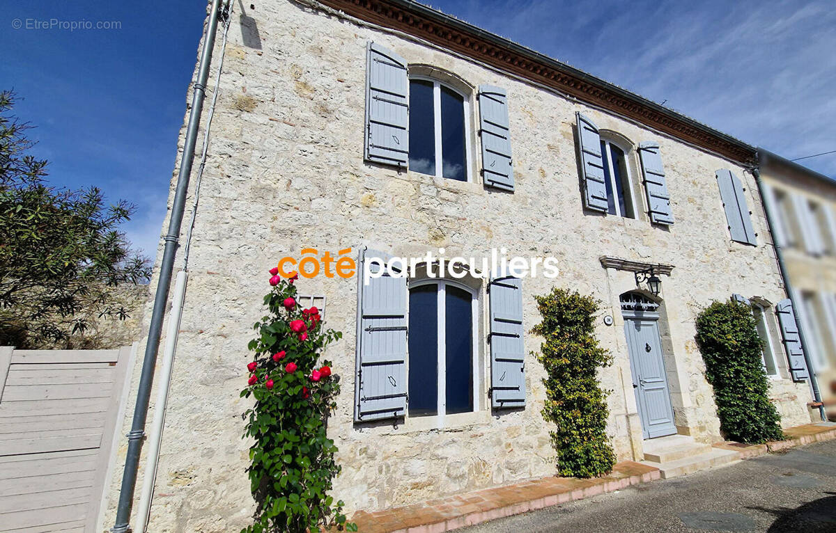 Maison à PUYMIROL