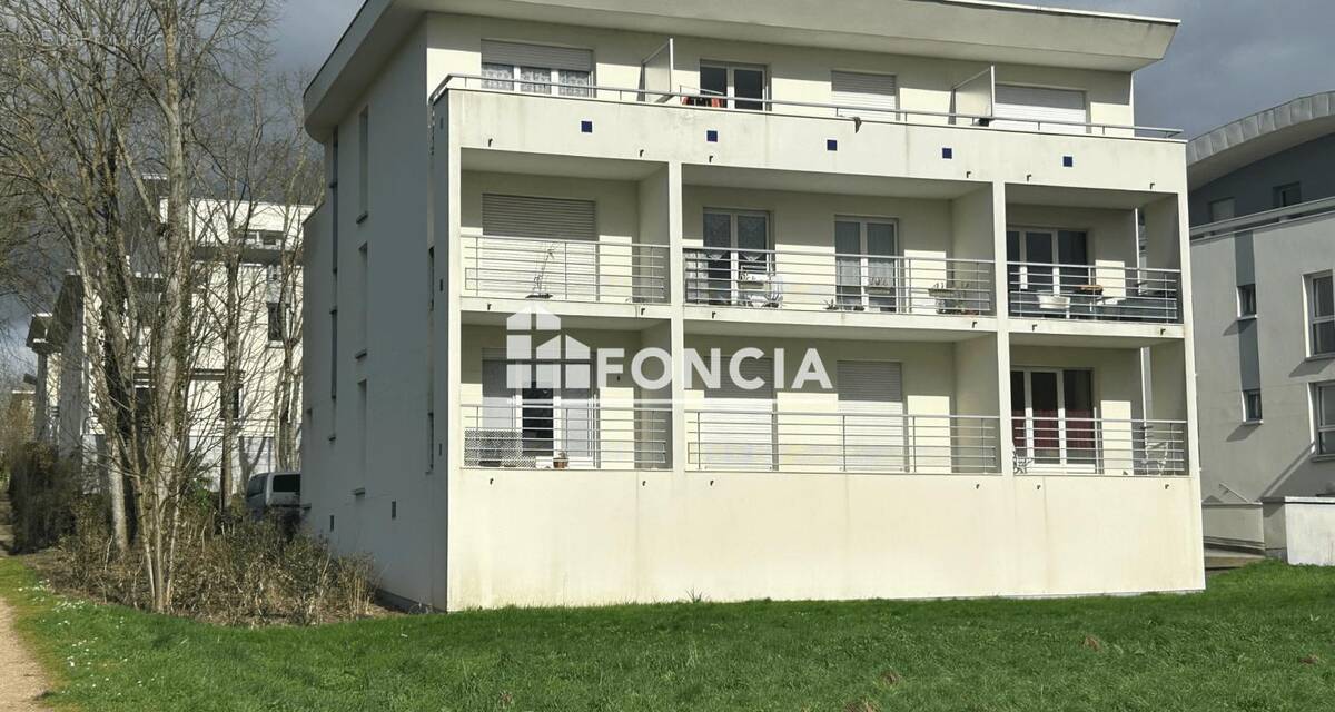 Appartement à SAINT-JACQUES-DE-LA-LANDE