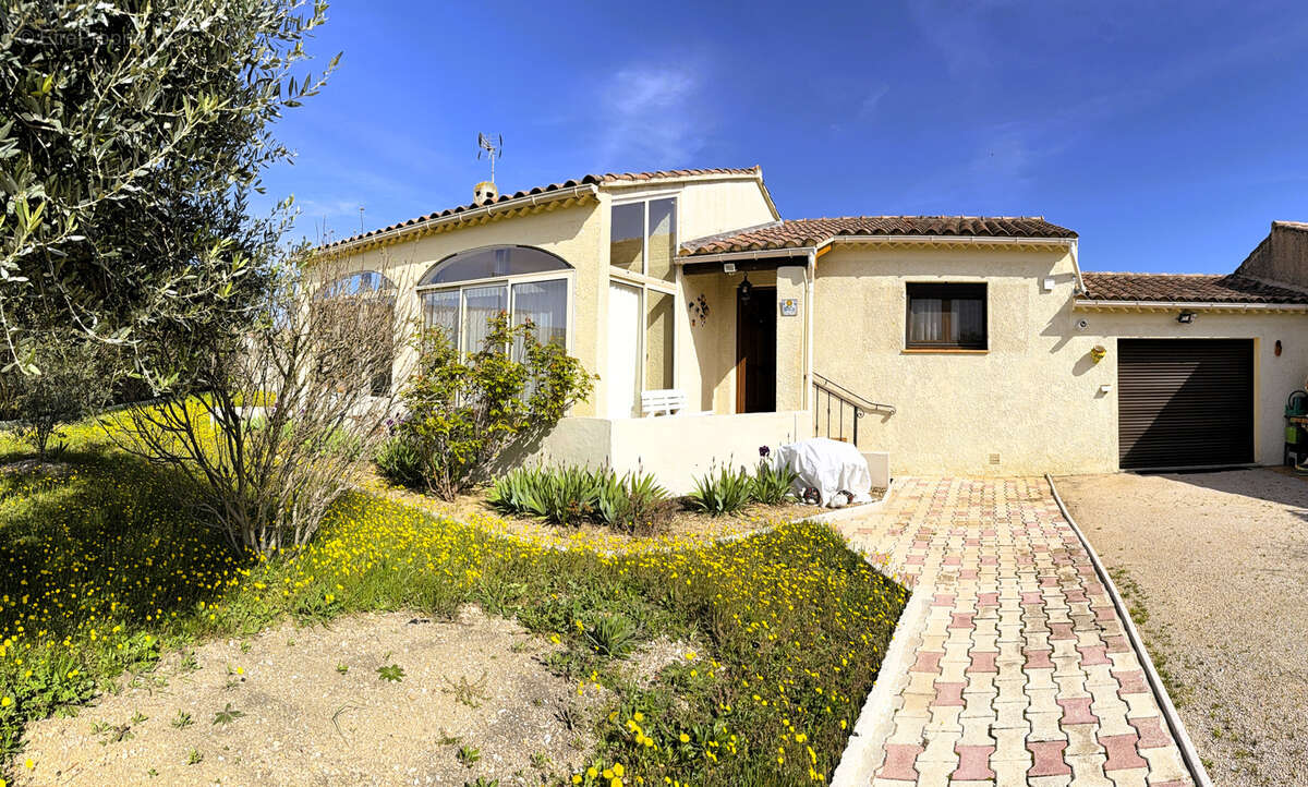 Maison à BOLLENE