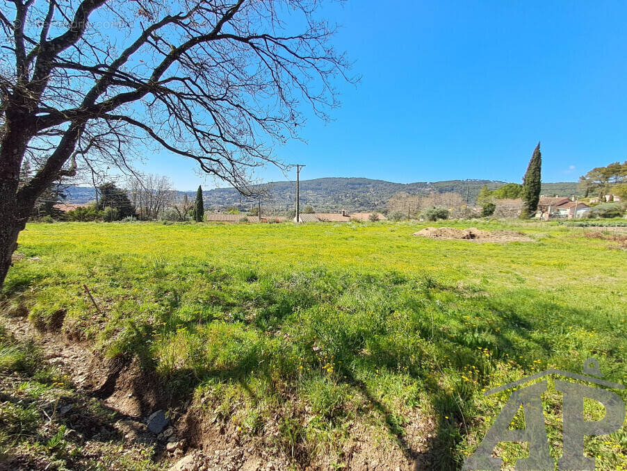 Terrain à DRAGUIGNAN