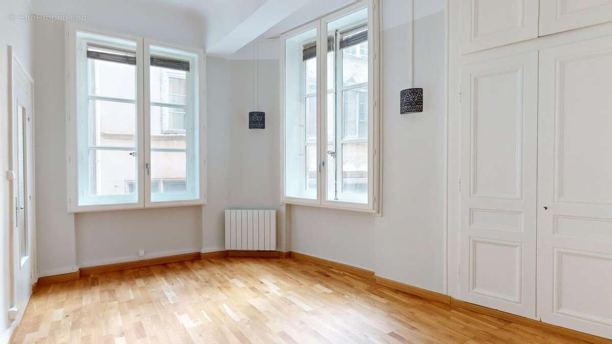 Appartement à LYON-5E