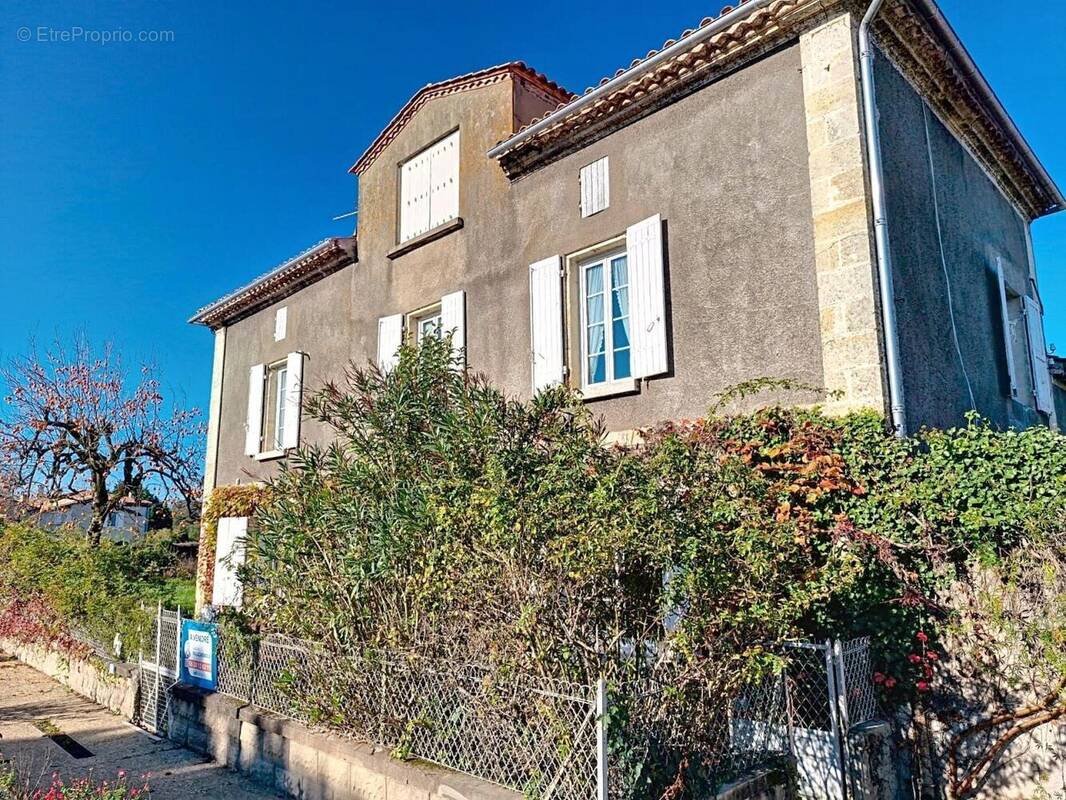 Photo 1 - Maison à LAMOTHE-MONTRAVEL