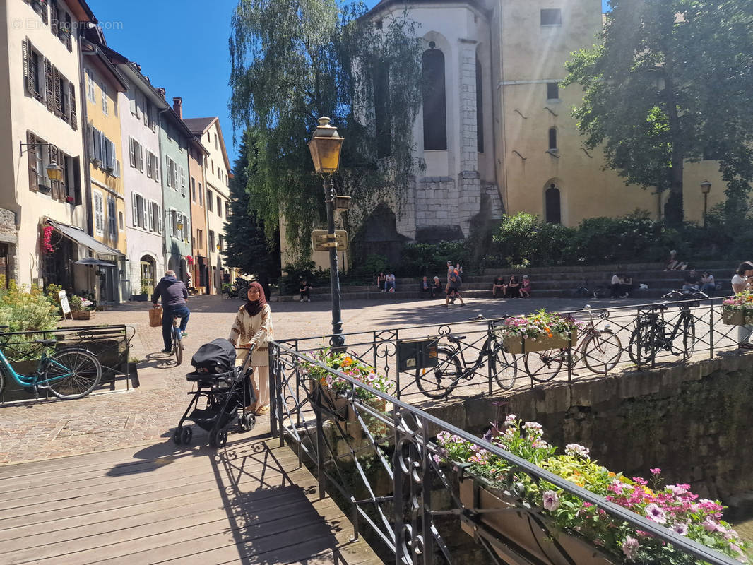 Commerce à ANNECY