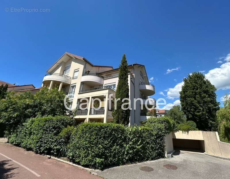 Appartement à DIVONNE-LES-BAINS