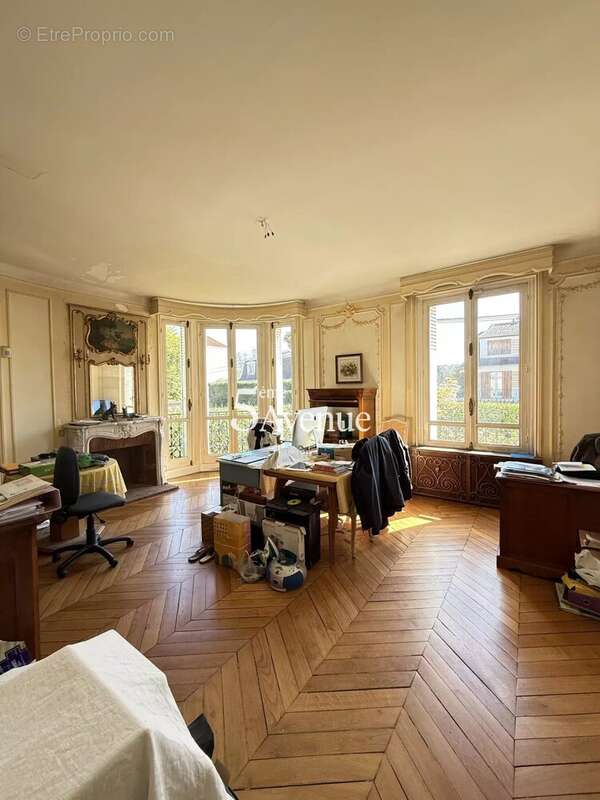 Maison à SAINT-MAUR-DES-FOSSES