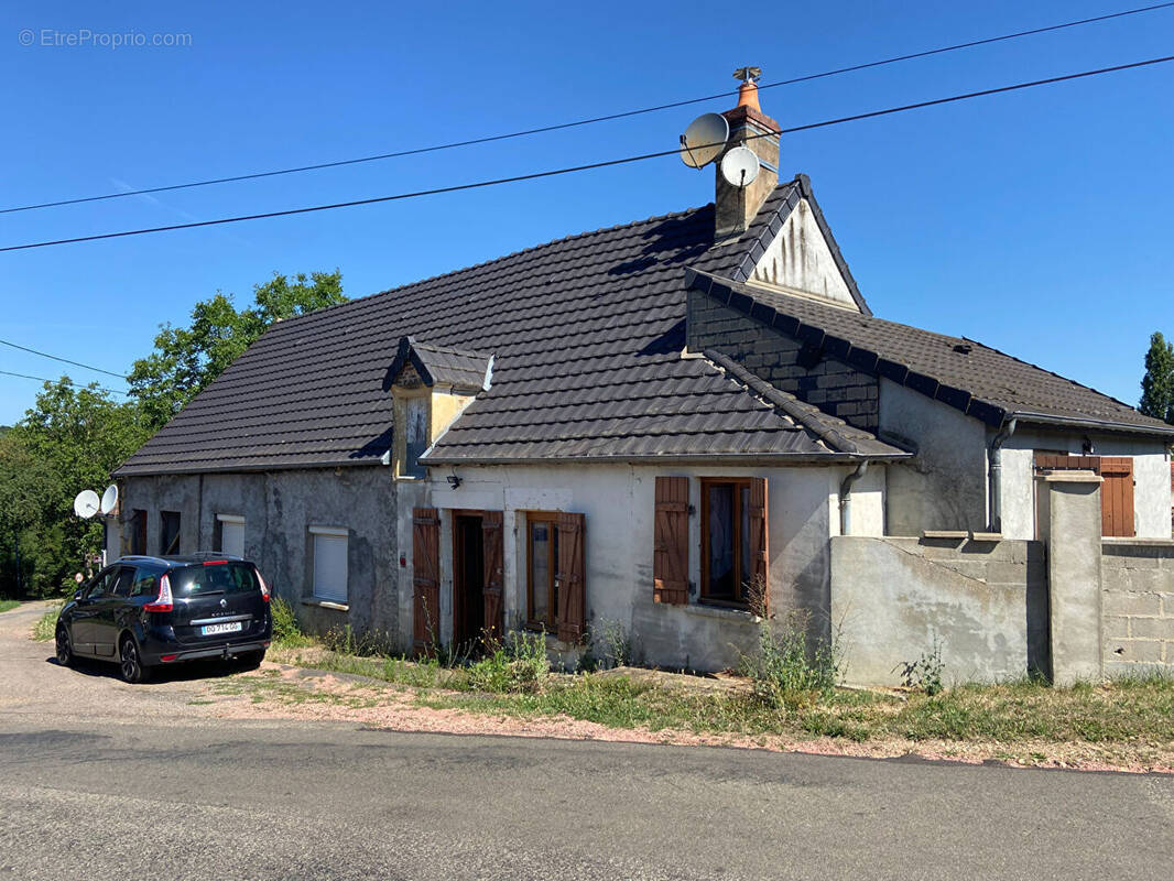 Maison à POISEUX
