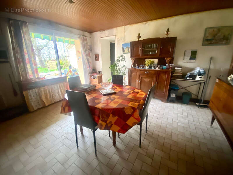 Maison à MAREUIL-SUR-LAY-DISSAIS