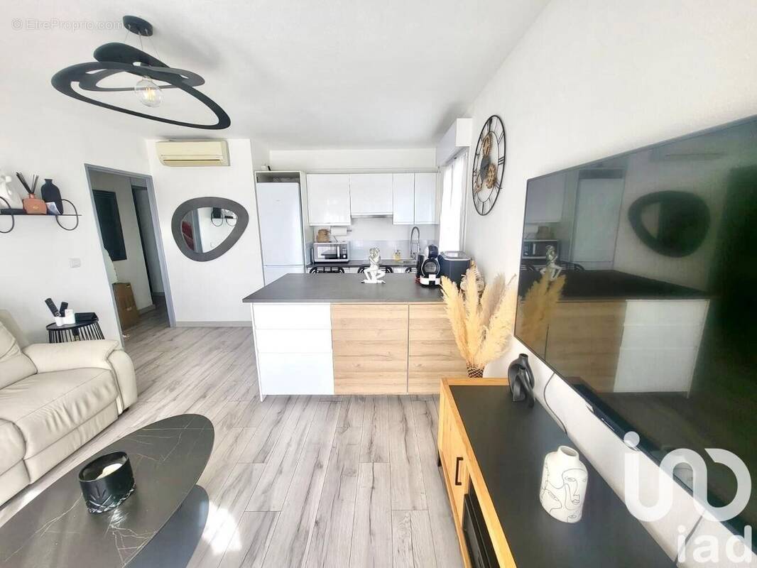 Photo 1 - Appartement à MARSEILLE-12E