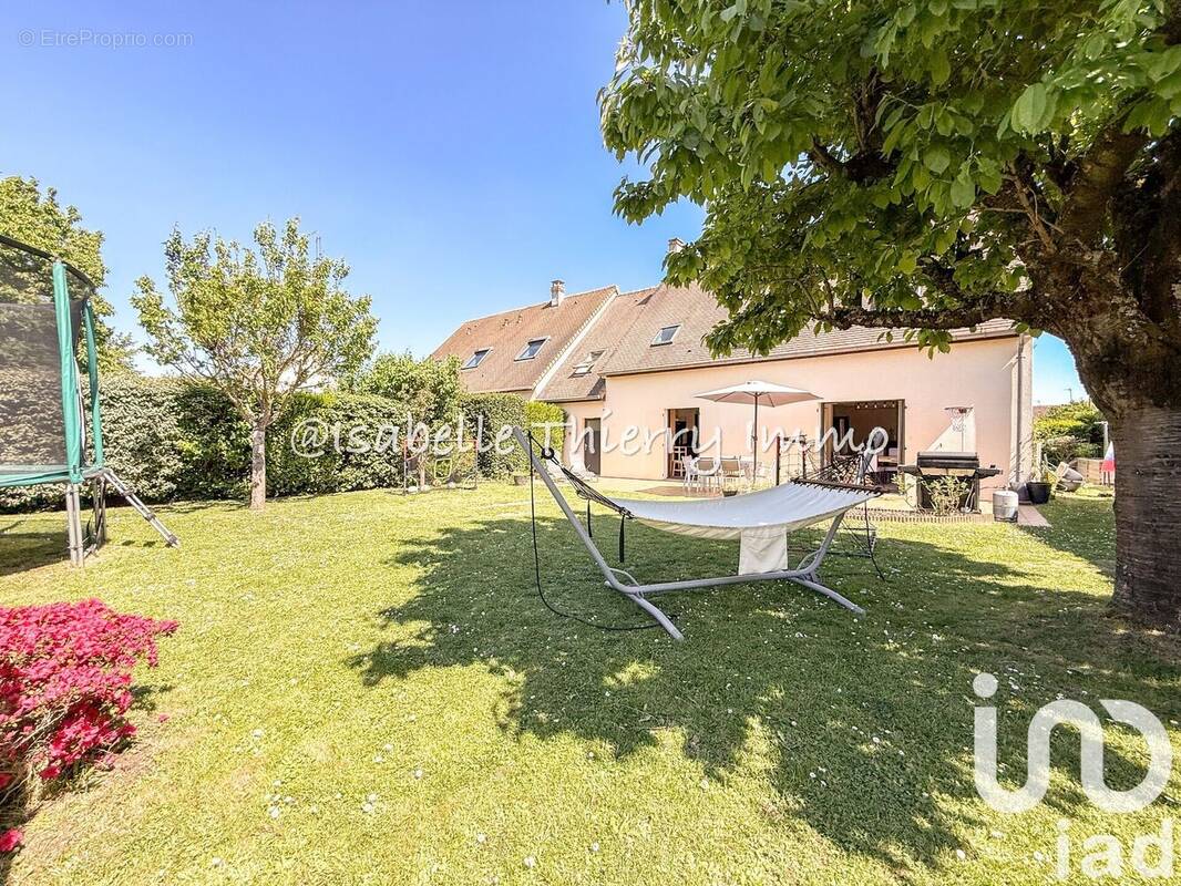 Photo 1 - Maison à MONTLHERY