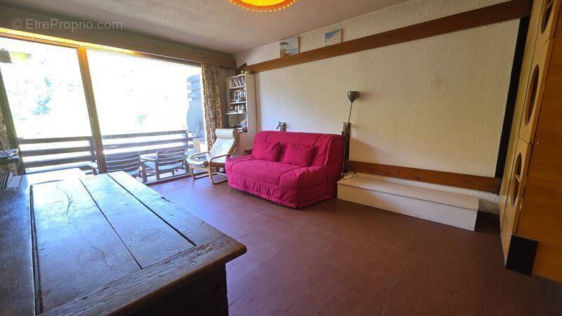 Appartement à SAINT-CHAFFREY