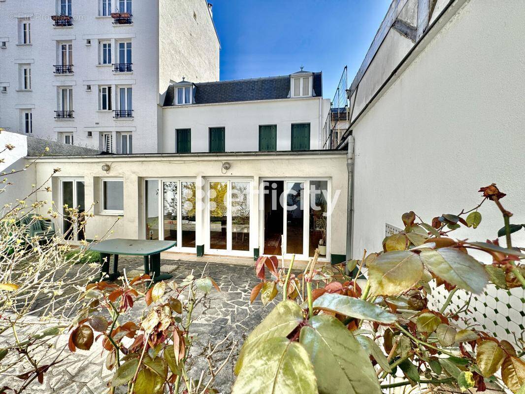Maison à VINCENNES