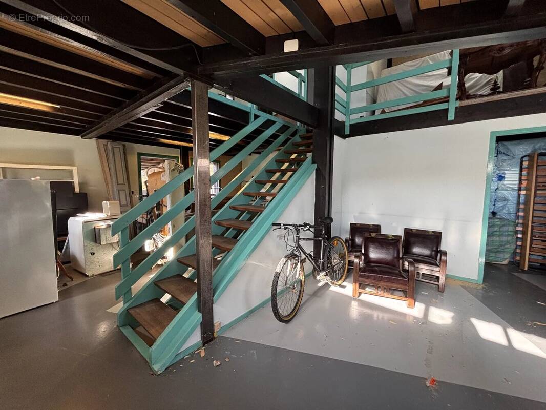 Appartement à PLOMBIERES-LES-DIJON