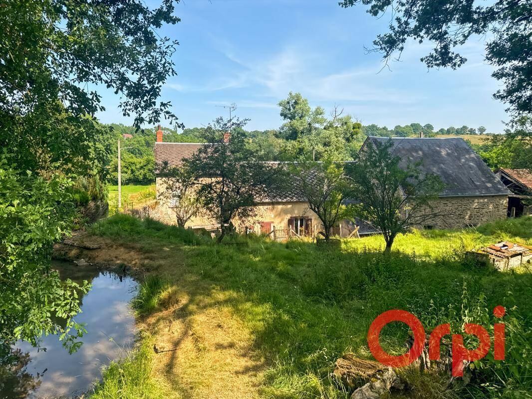 Maison à CULAN