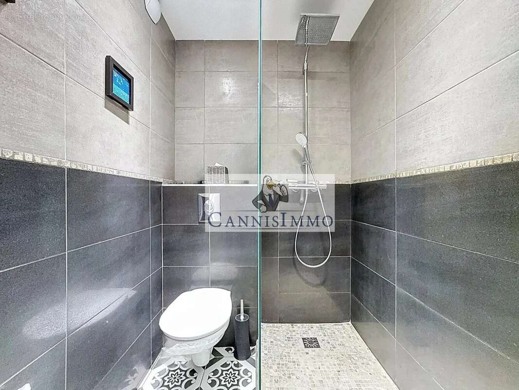 Appartement à MANDELIEU-LA-NAPOULE
