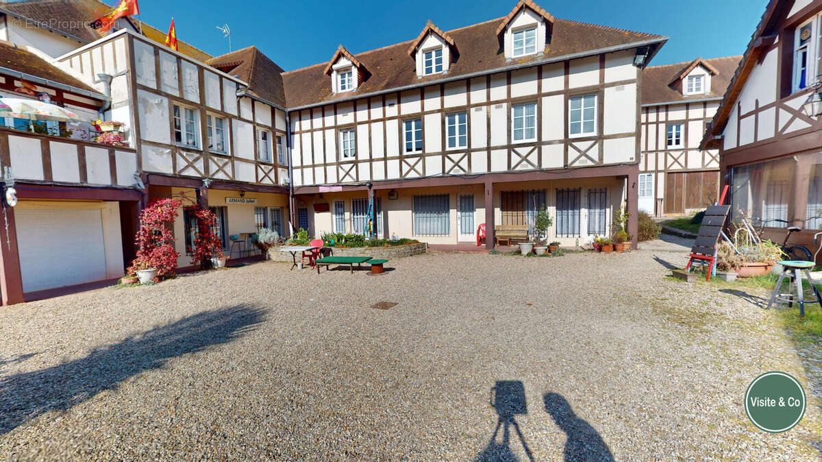 Appartement à DIVES-SUR-MER