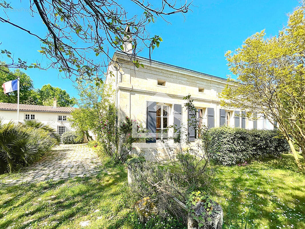 Maison à ARSAC