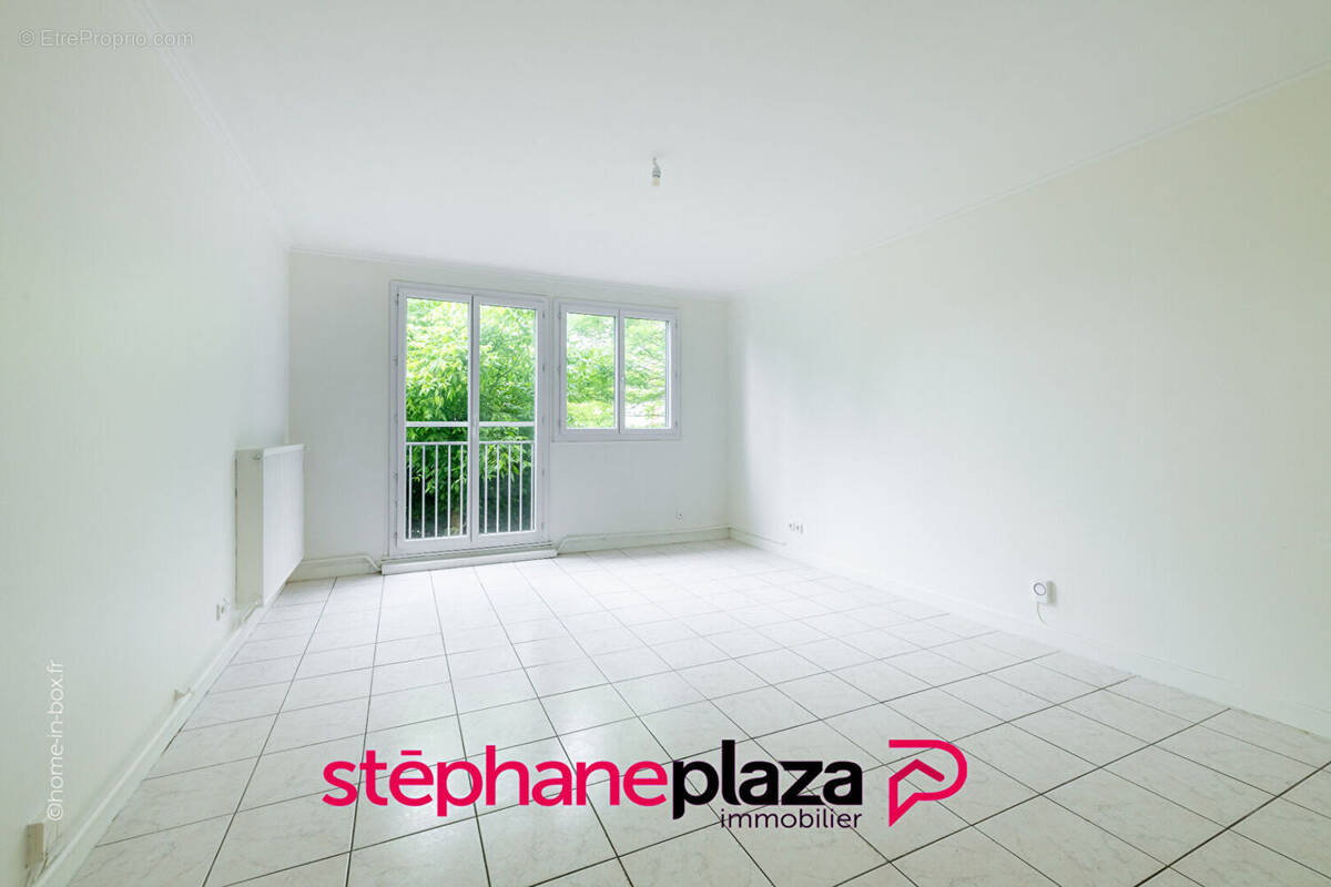 Appartement à LE PLESSIS-TREVISE