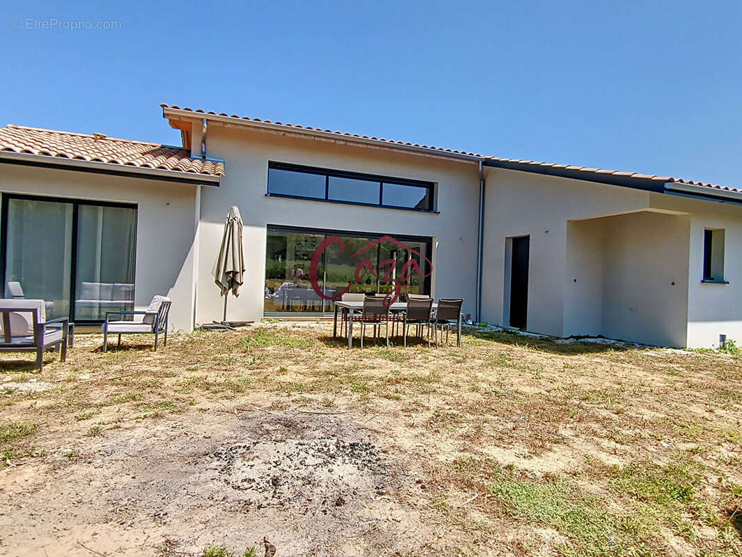 Maison à CENAC