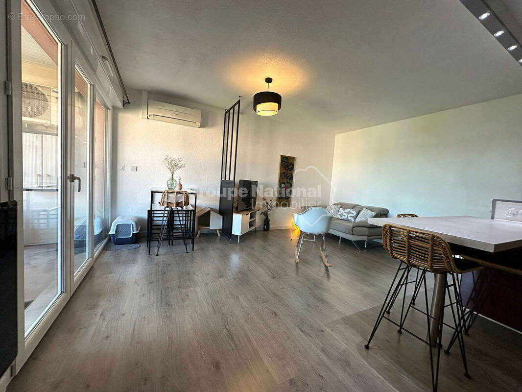 Appartement à MILHAUD