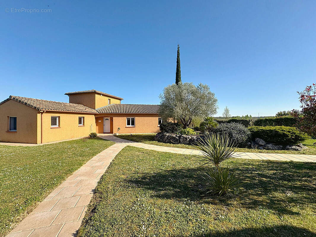 Maison à FRONTON