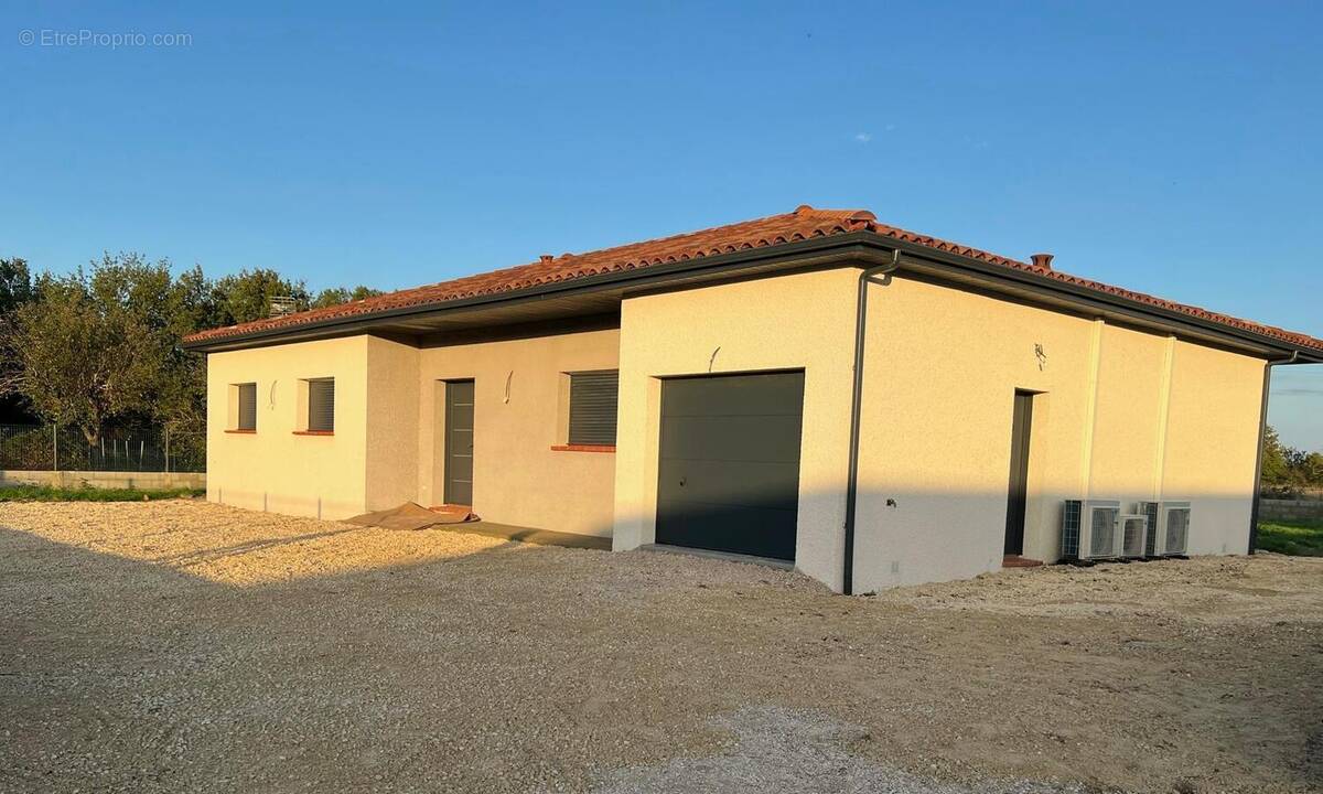 Maison à LAGARDELLE-SUR-LEZE