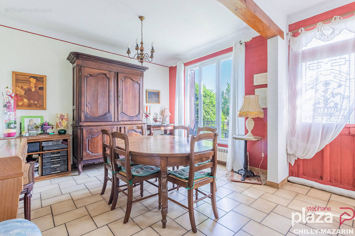 Maison à MORANGIS